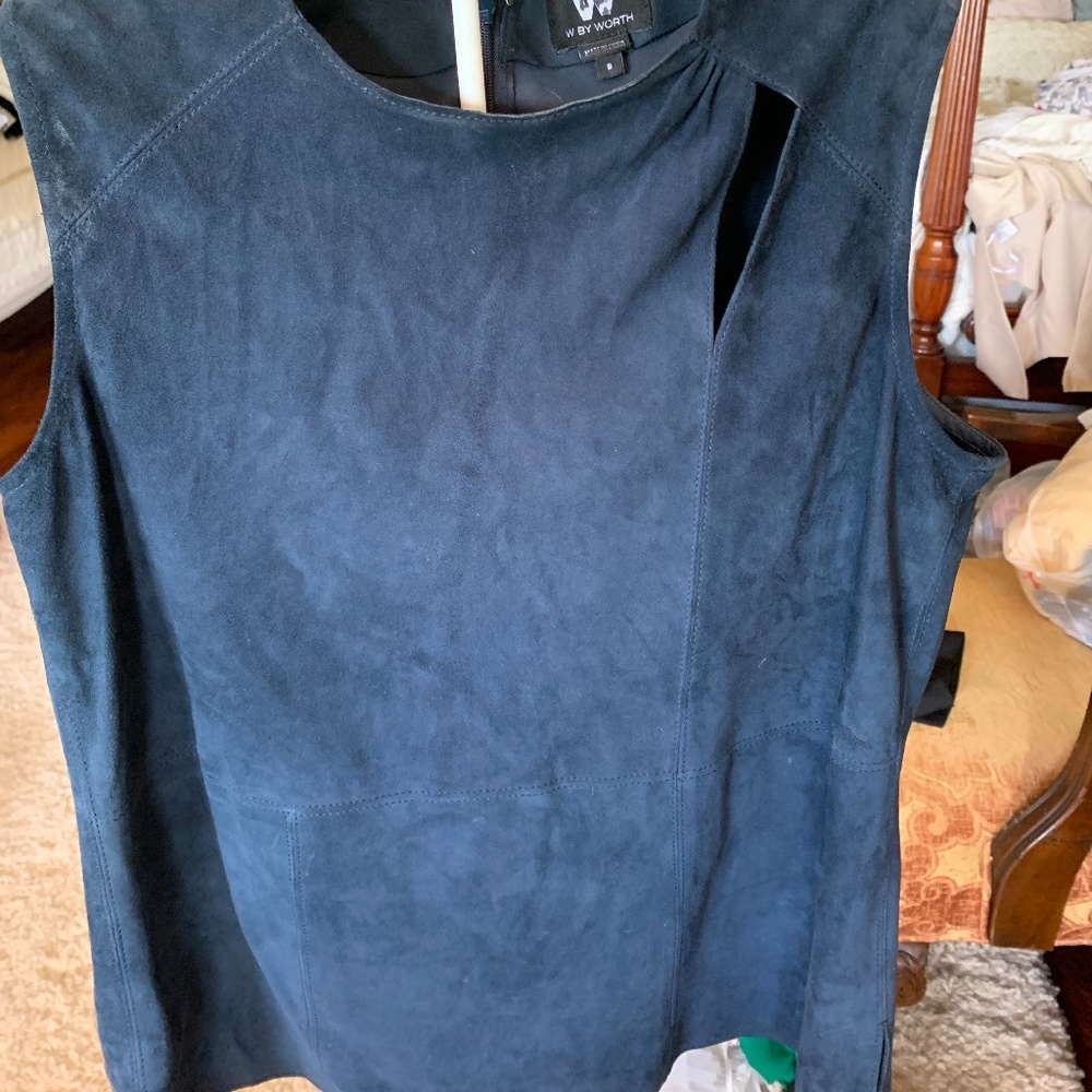 W by worth suede sleeveless top. Worn 1x‎